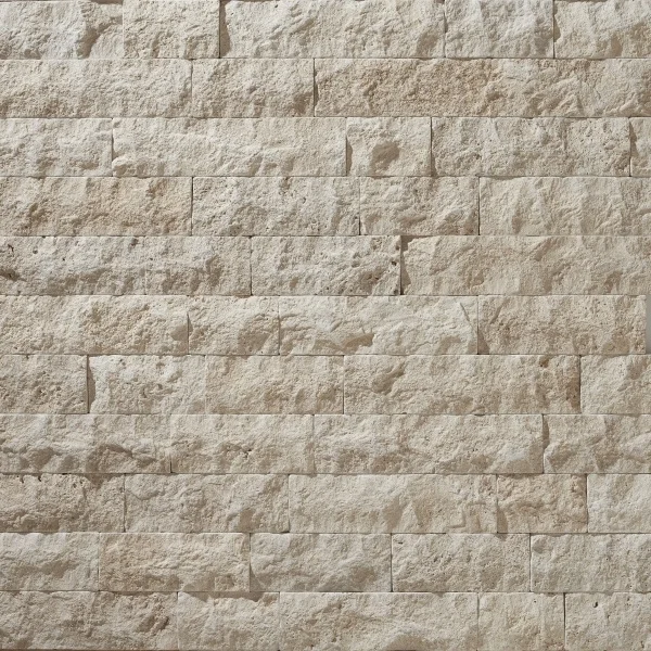 Плитка из травертина Light Split Face and Tumbled 2.1х10см х FL (свободная длина), бежевая с колотой состаренной поверхностью Export