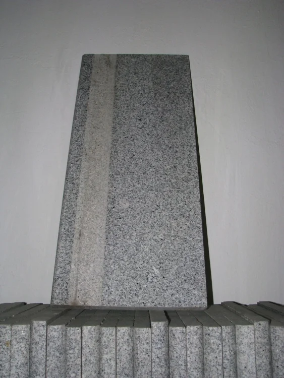 Щаблі гранітні G603 Light Grey 790х340х30 мм Поліровані, ФАСКА
