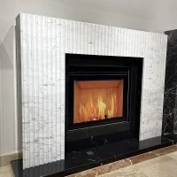 Портал для камина Bravo Даллас Volakas + Nero Marquina мрамор белый/черный прямой