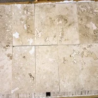 Плитка из травертина Light Filled and Honed 1,2х20,3х40,6 см, бежевая матовая заполненная шлифованная Standart 2-nd ch.