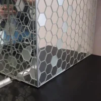 Мозаика зеркальная DecorStoneHub Zs-hex-ZS серебристая с сатином 304х303 мм шестигранник для клуба