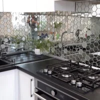 Мозаика зеркальная DecorStoneHub Zs-hex-ZS серебристая с сатином 304х303 мм шестигранник для клуба