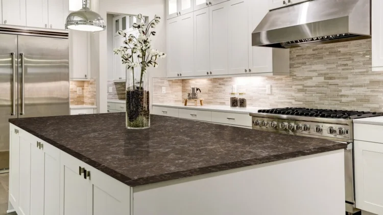 Avant Quartz 9005 Бурбонне