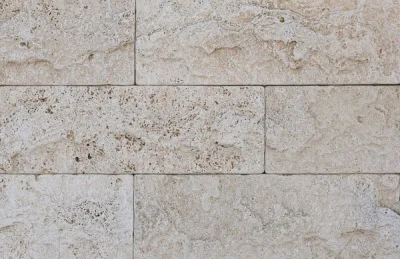 Плитка из травертина Light Split Face and Tumbled 2.1х15см х FL (свободная длина), бежевая с колотой состаренной поверхностью Export