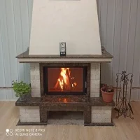 Портал для камина Bravo Верона Rosso Asiago мрамор + плитка Travertine красный/бежевый прямой n1