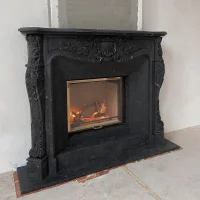 Портал для каміна Bravo Нью-Йорк Nero Marquina Antique мармур чорний прямий