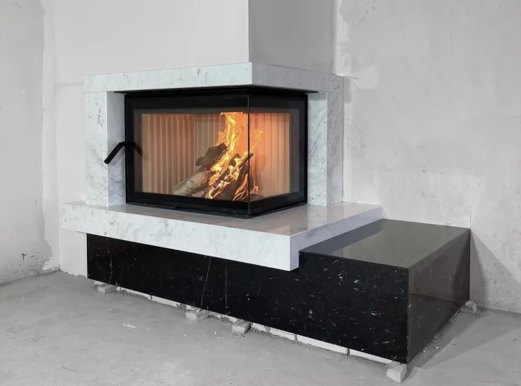 Портал для камина Bravo Техно-2 Volakas + Nero Marquina мрамор белый/черный угловой