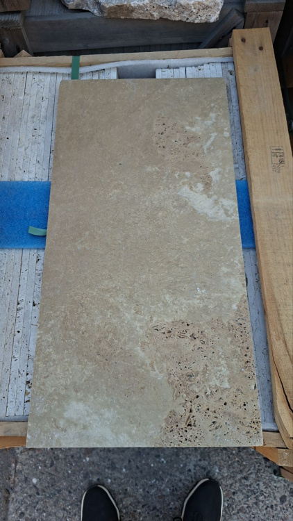 Плитка з травертину Noce Brushed 1,2х30,5х61 см, коричнева брашована Export