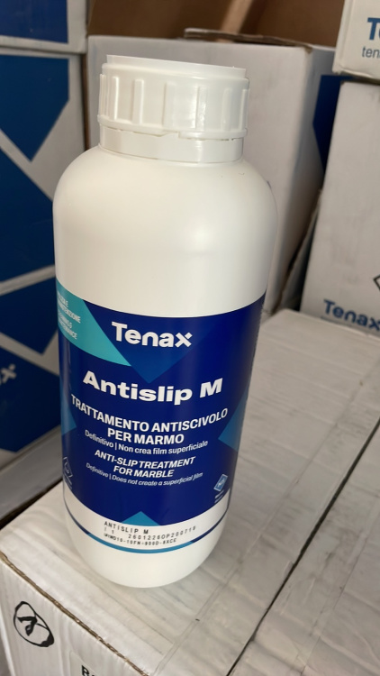 Засіб проти ковзання Tenax Antislip M 1 л кислотний для мармуру та мармурового агломерату