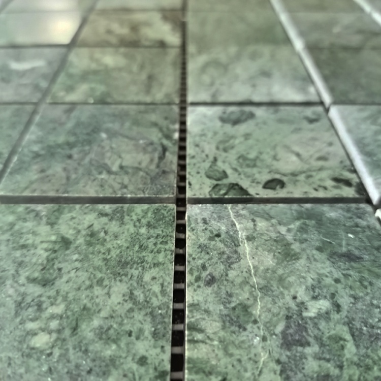 Мозаика из мрамора Полированная МКР-3П (47x47) Verde Guatemala