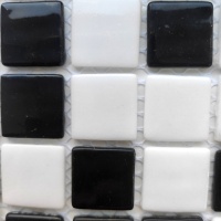 Мозаїка зі скла AquaMo MX25-1/05/09 Random 25x25x4 (317x317) мм глянцева на сітці