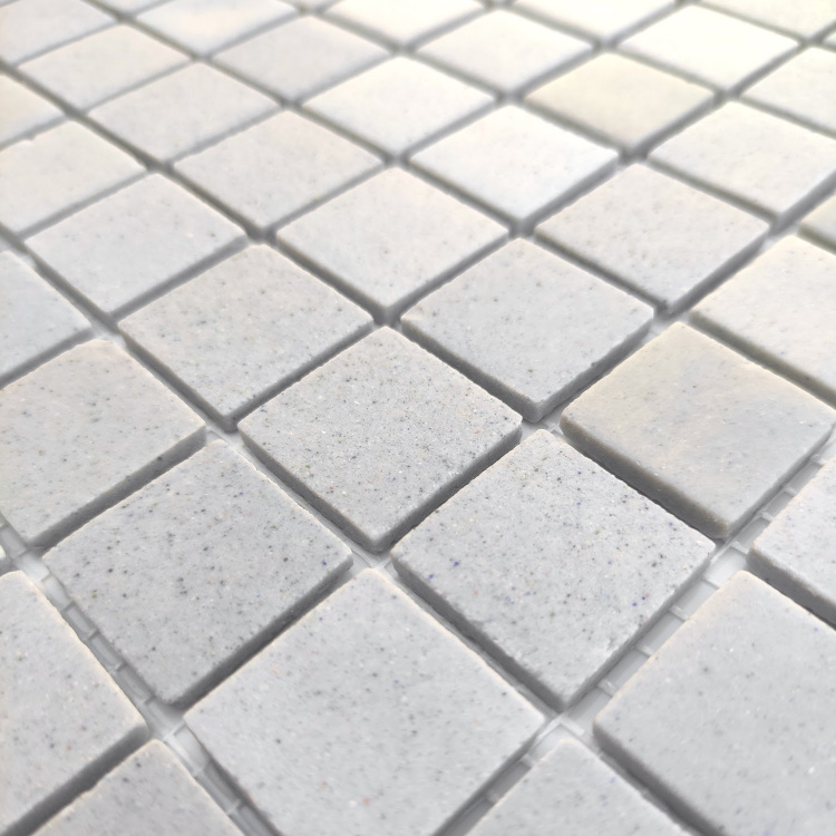 Мозаика стеклянная АкваМо Limited Edition 57 на сетке