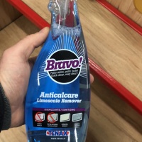 Очищувач Tenax Bravo Anticalcare 1 л кислотний від вапняного нальоту на камені кераміці склі
